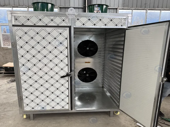 Hot air circulation oven
