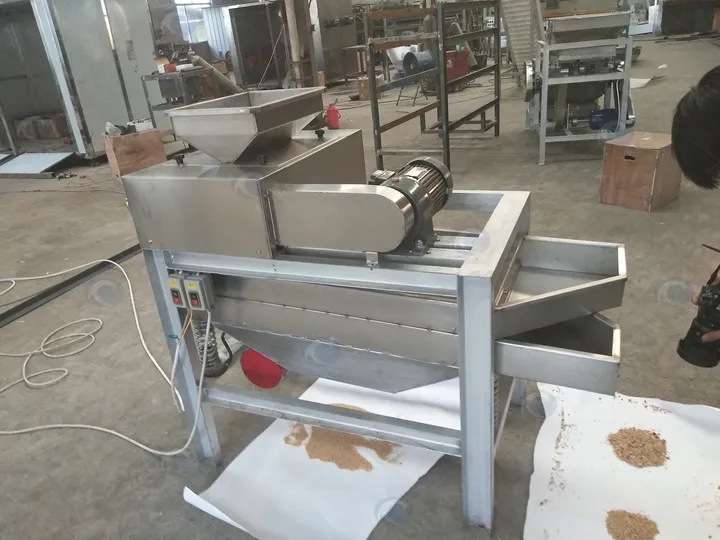 Peanut Chopping Cutting Machine | Nut Shredder Machine 11 Peanut chopping machine