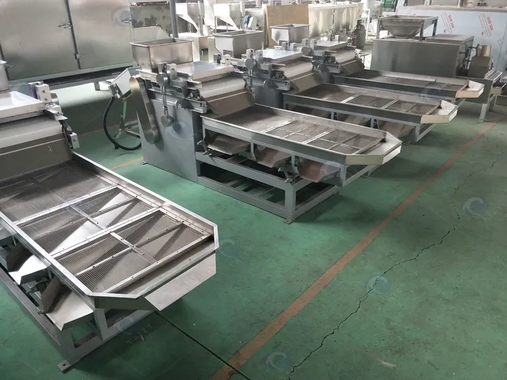 Peanut Chopping Cutting Machine | Nut Shredder Machine 15 Peanut granule machine manufacturer