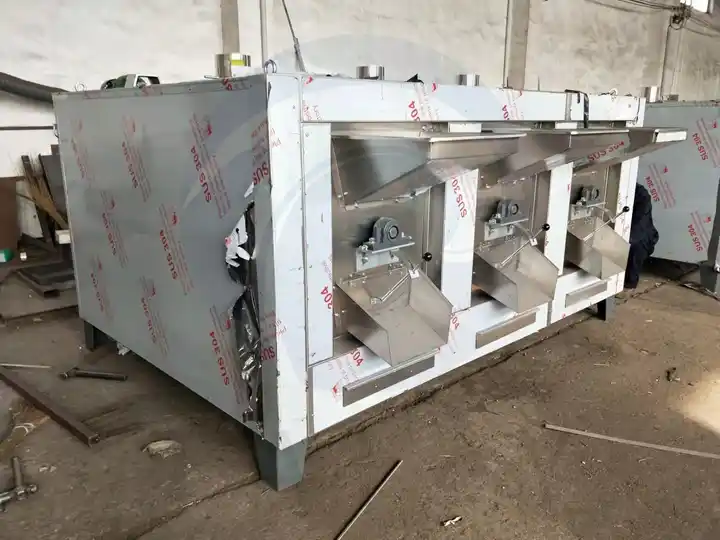 Peanut Roaster 7 3-drum peanut roasting machine