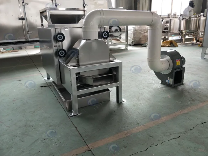 Peanut Peeling And Splitting Machine I Roasted Peanut Peeler 2 ေပးနတ္ပီနတ္ ခြစ်ခြင်းနှင့် ခွဲခြားစက်