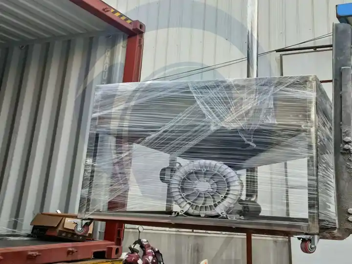 305a659e67df45488d621af6e909b1d