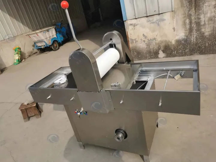 Block pressing machine