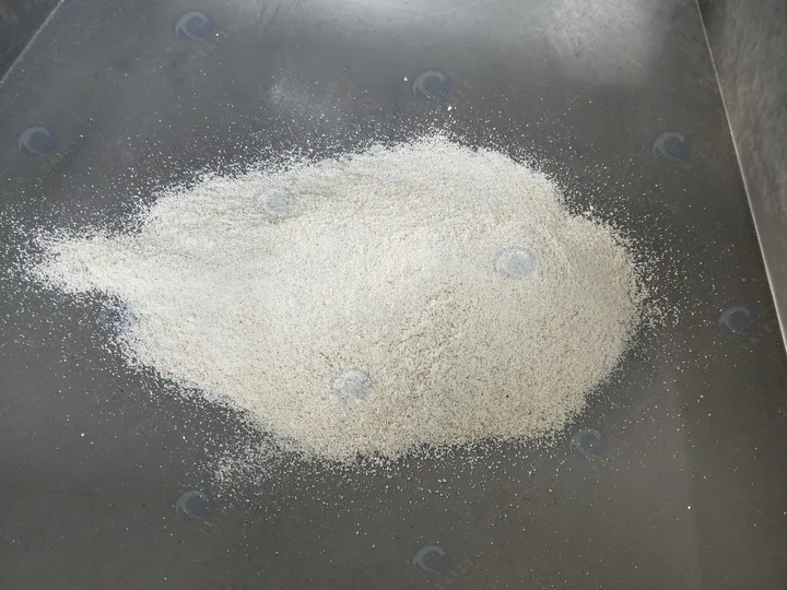 Finished products of the peanut powder milling machine