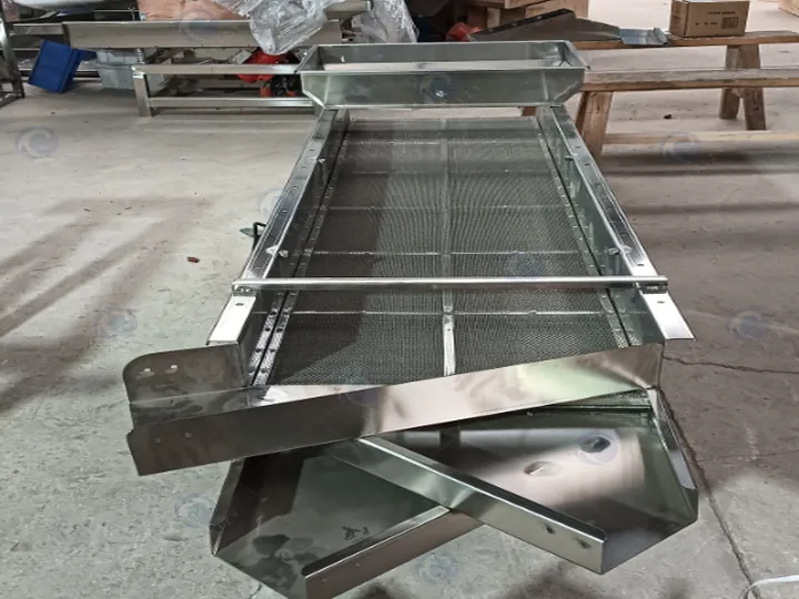 Pistachio grading machine