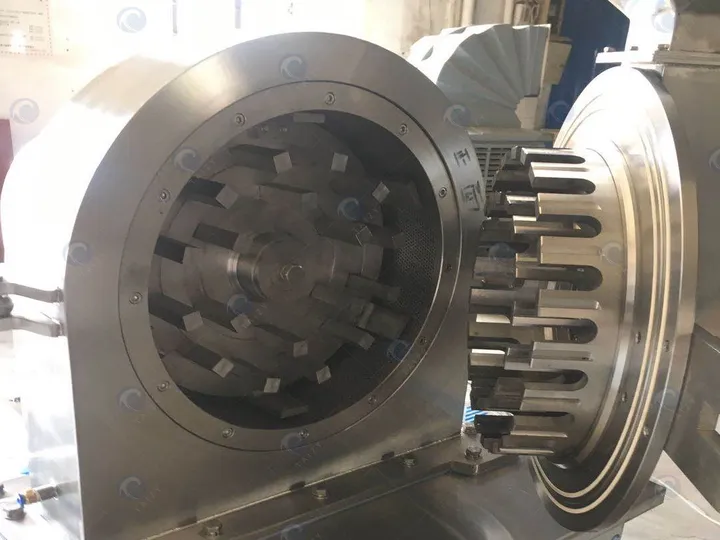 Cocoa Powder Grinding Machine | Industrial-Grade Cocoa Mill 6 Cocoa bean grinding machine disc plate