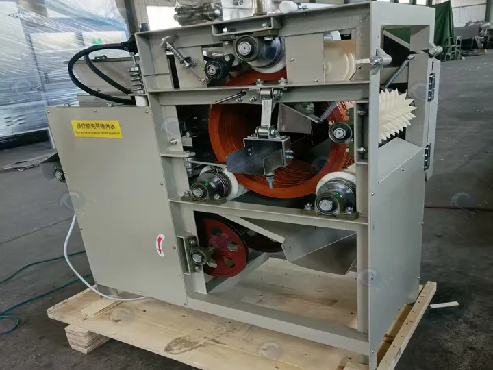 Almond wet blanching peeling machine