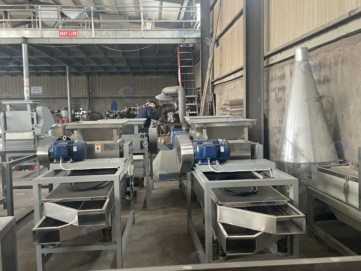 Commercial macadamia nut shelling machine