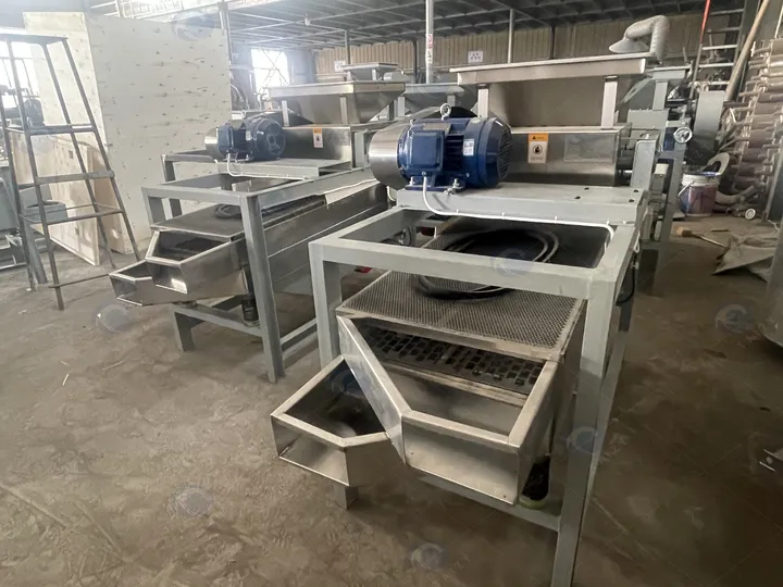 Macadamia nut sheller machine