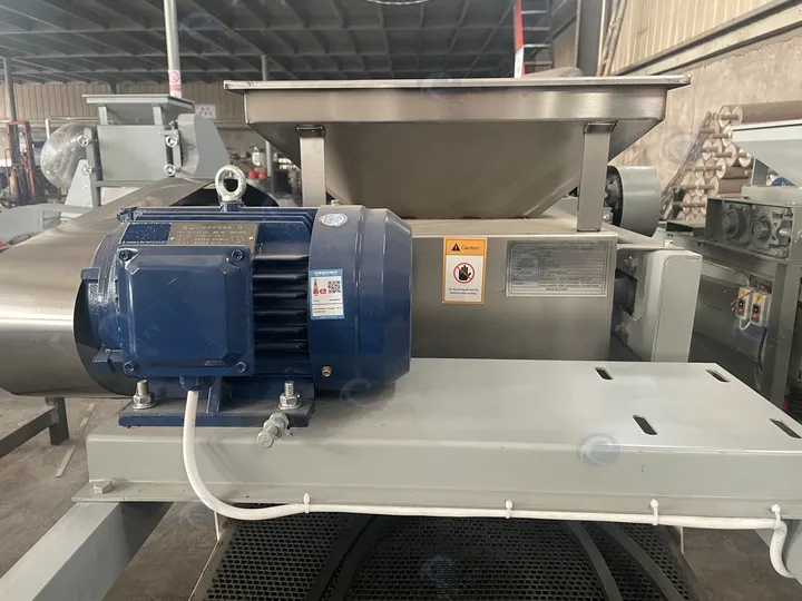 Motor of macadamia nut shelling machine