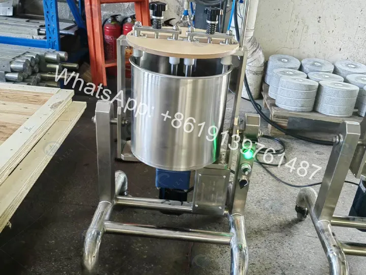 Small chocolate melanger grinding machine price